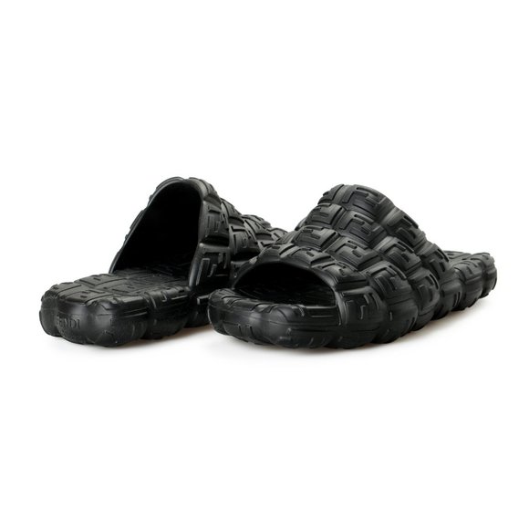 Sandals_&_Flip_Flops